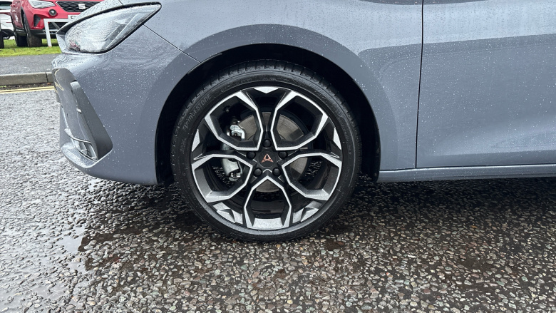 CUPRA Leon 1.5 eTSI 150 V1 5dr DSG Petrol Hatchback